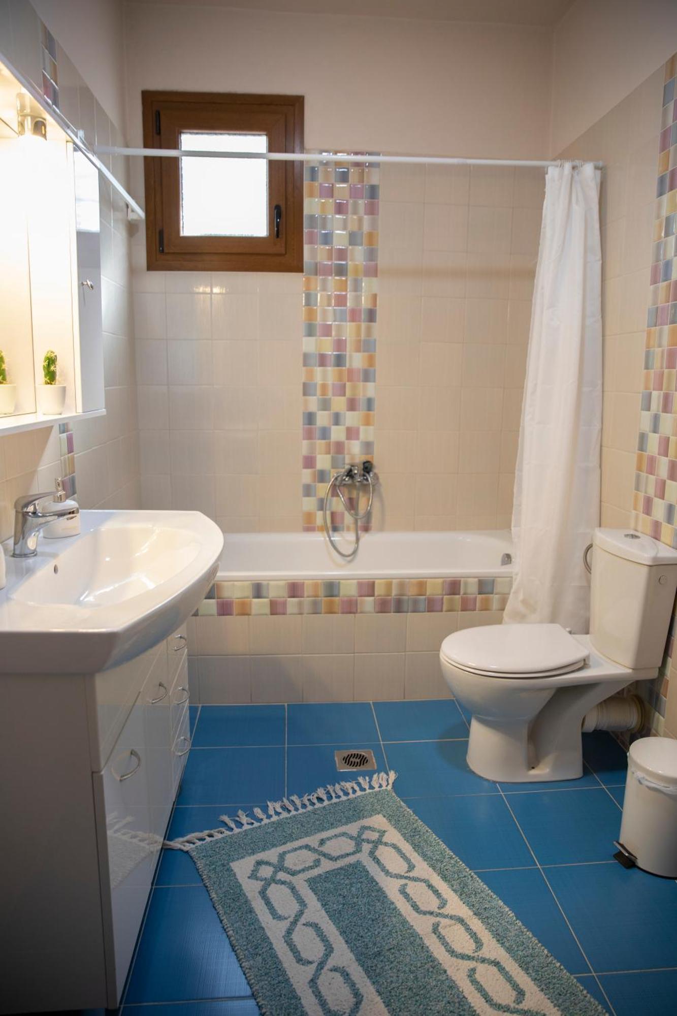 Apartment Viewing Garden Волос Екстериор снимка